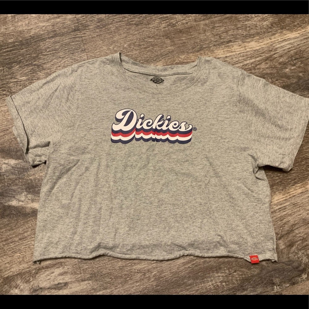 Women’s Dickies cropped tee